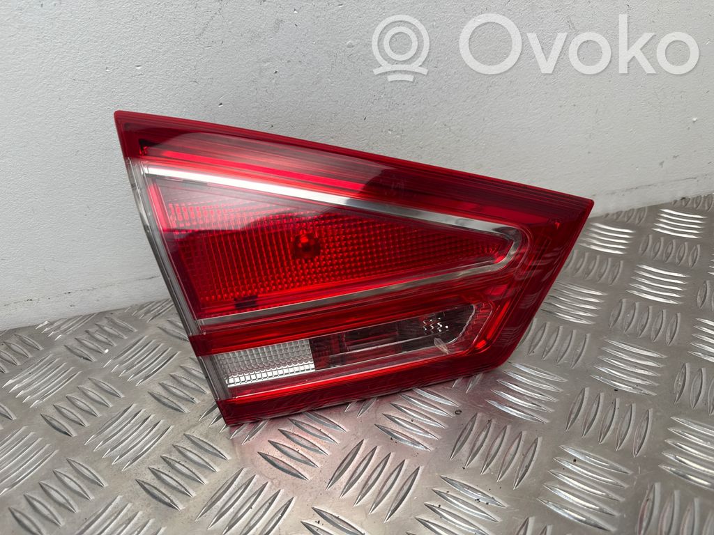 Ford B-MAX Takaluukun takavalot 