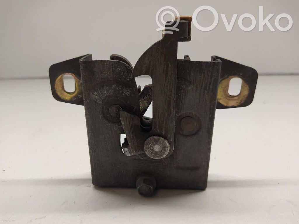 Ford Ka Tie down hook / loop 