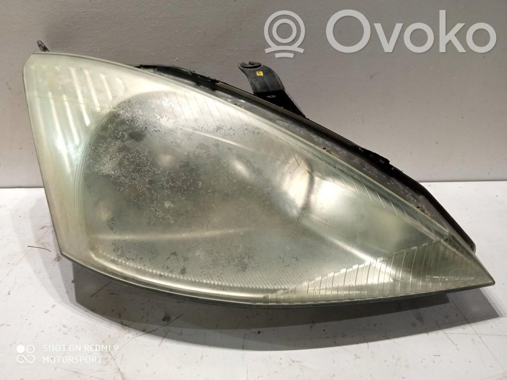 Ford Focus Headlight/headlamp 