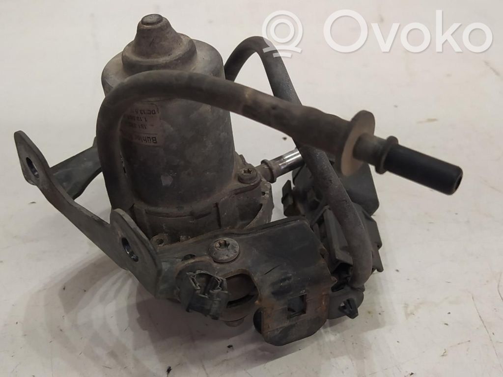 Opel Corsa E Rankinio kitos dalys 