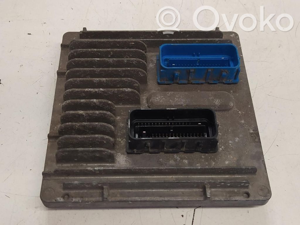 Unidad de control/módulo ECU del motor   12668099