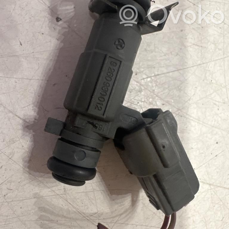KIA Sephia Inyector de combustible 