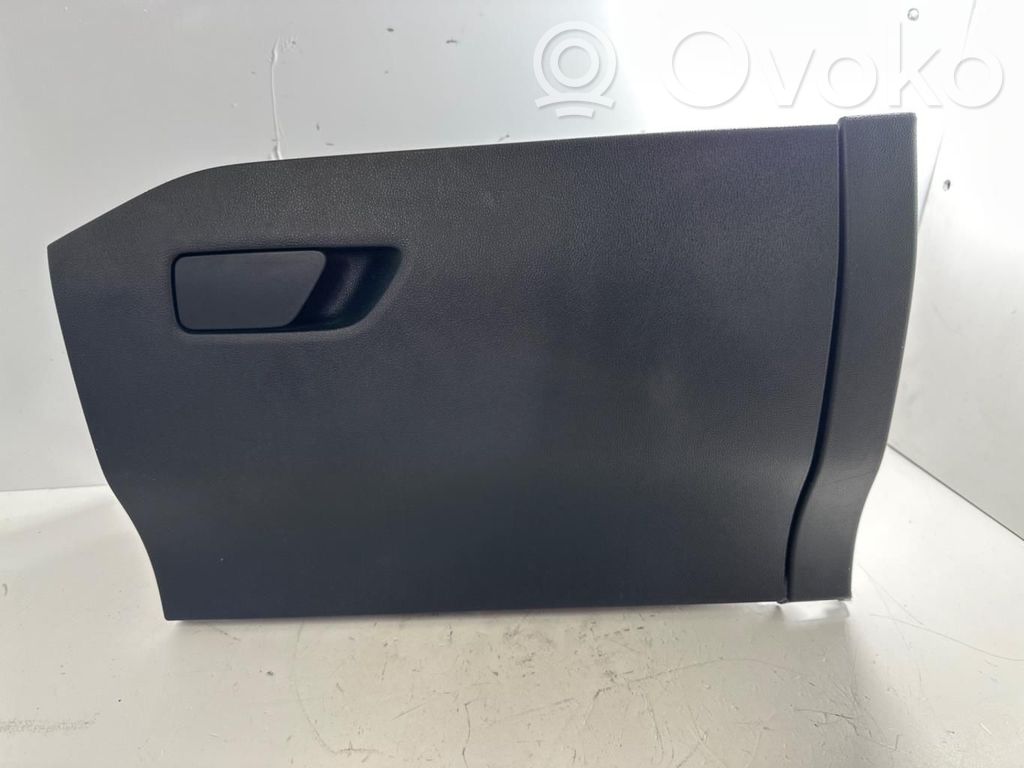 Ford Focus Daiktadėžė 