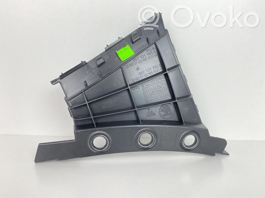 Skoda Scala Radiator trim 