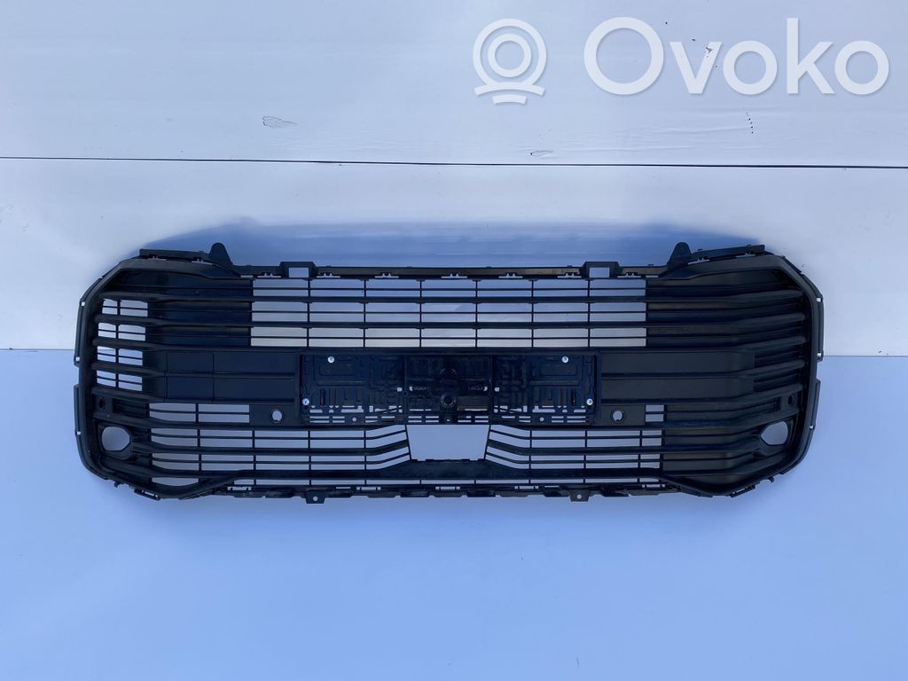 Toyota Verso Front bumper lower grill 