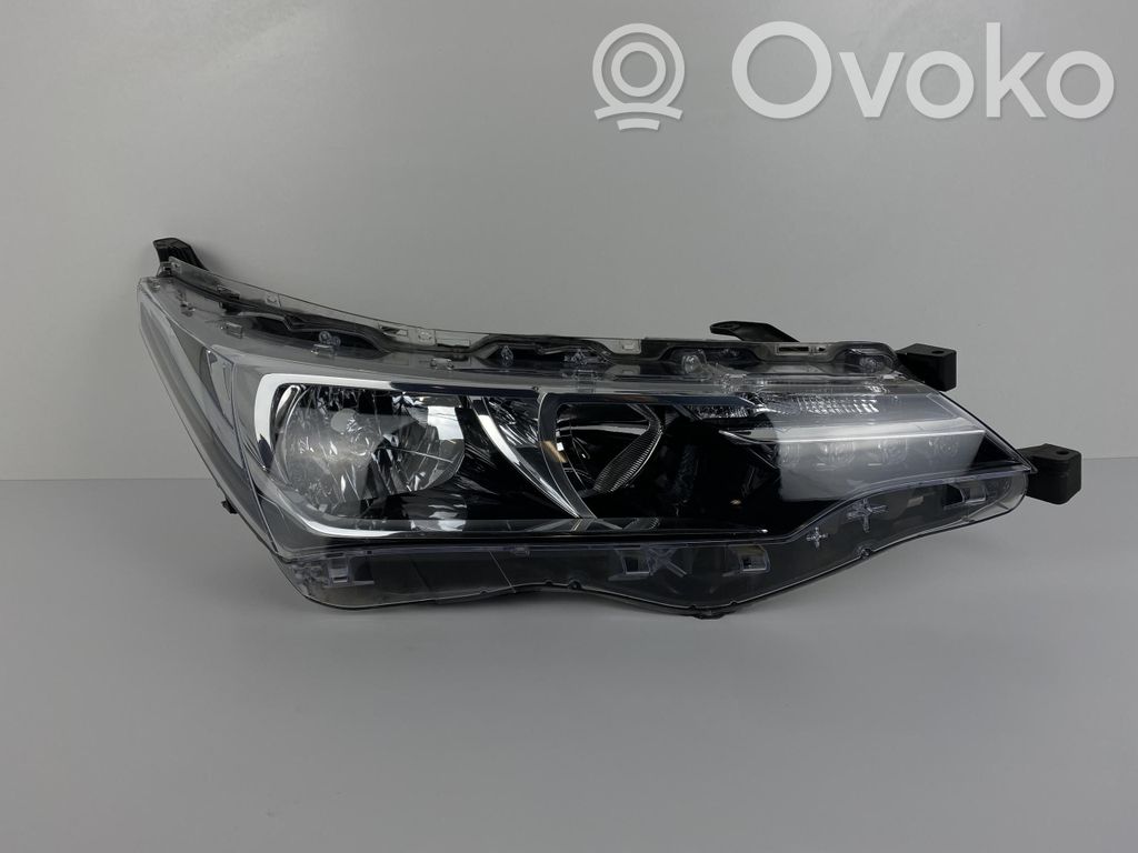 Toyota Corolla E160 E170 Phare frontale 
