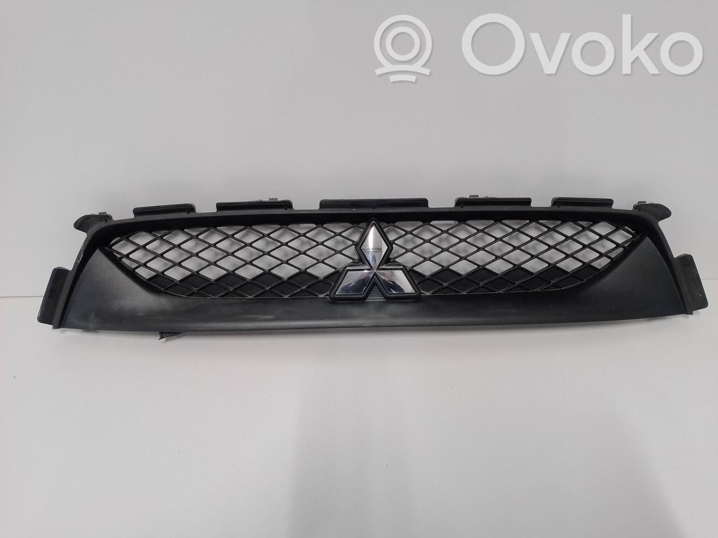 Mitsubishi ASX Augšējais režģis 