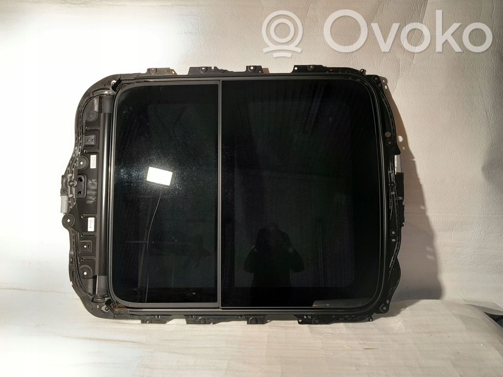 Audi Q8 Schiebedach-Set 