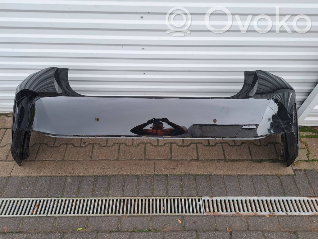 BMW i4 Galinis bamperis 
