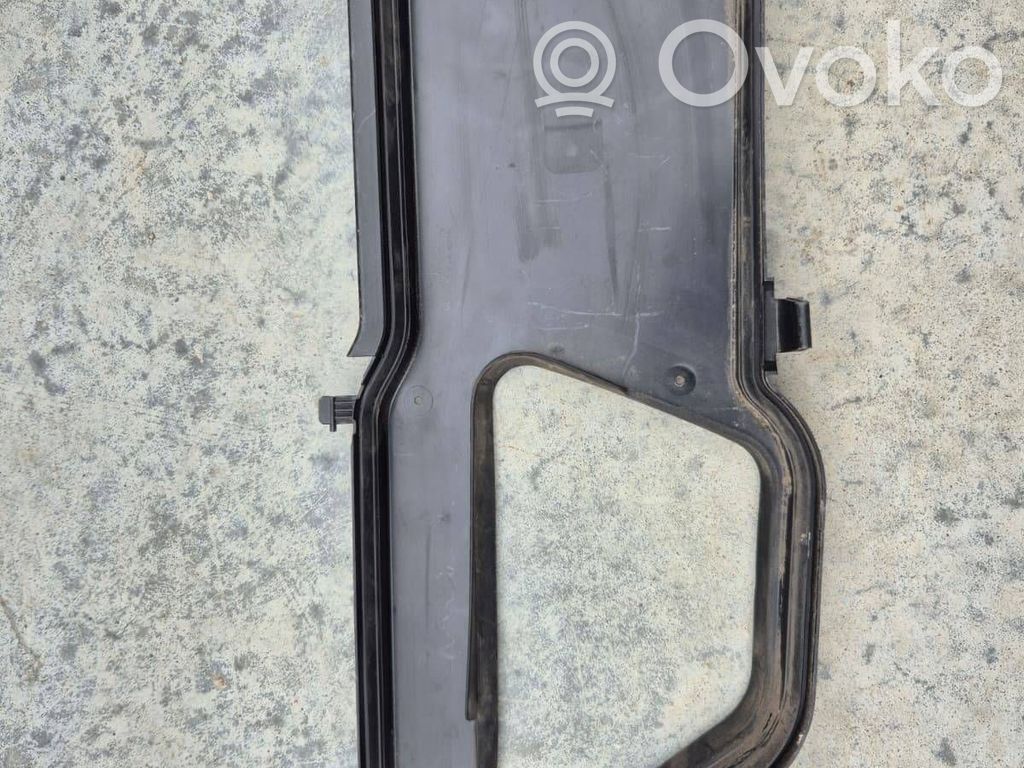 Audi Q7 4M Air filter box 
