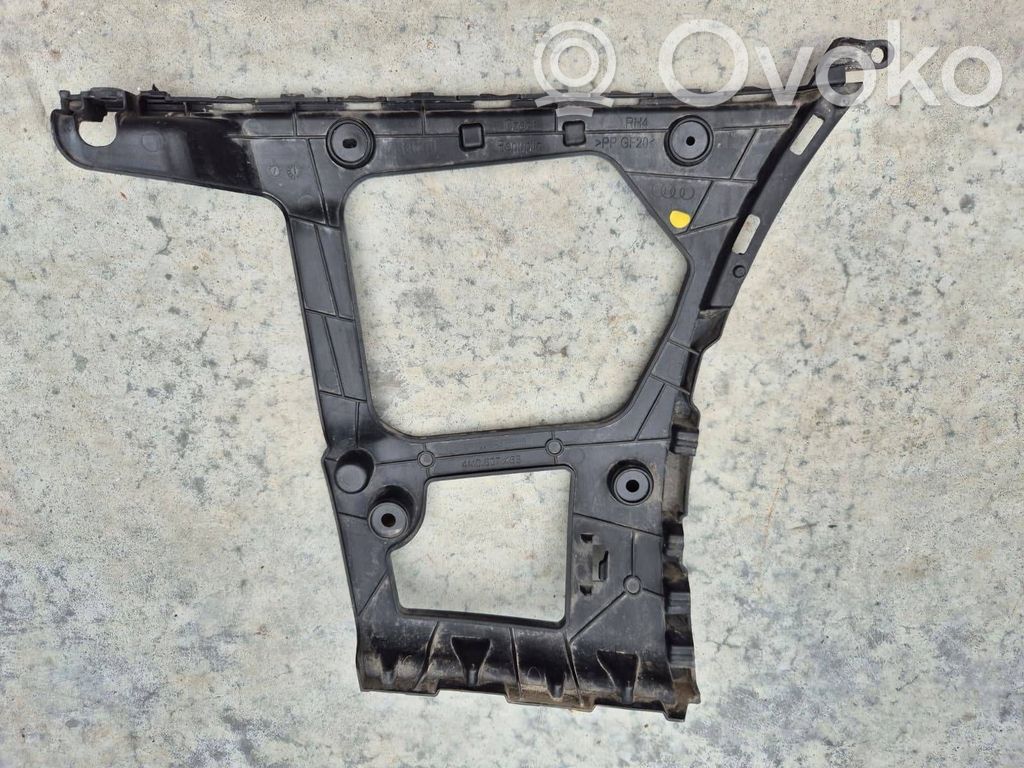 Audi Q7 4M Rear bumper mounting bracket 