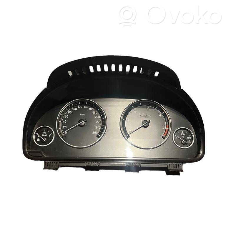 BMW 5 F10 F11 Spidometrs (instrumentu panelī) 