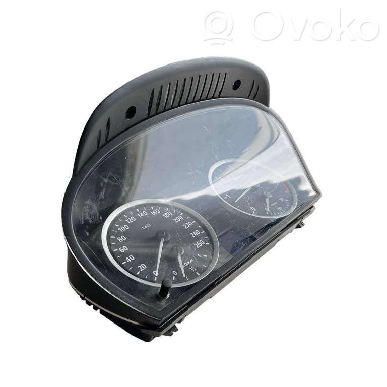 BMW 5 E60 E61 Speedometer (instrument cluster) 