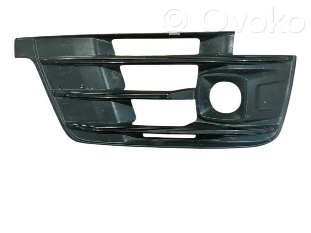 Audi Q7 4M Front fog light trim/grill 