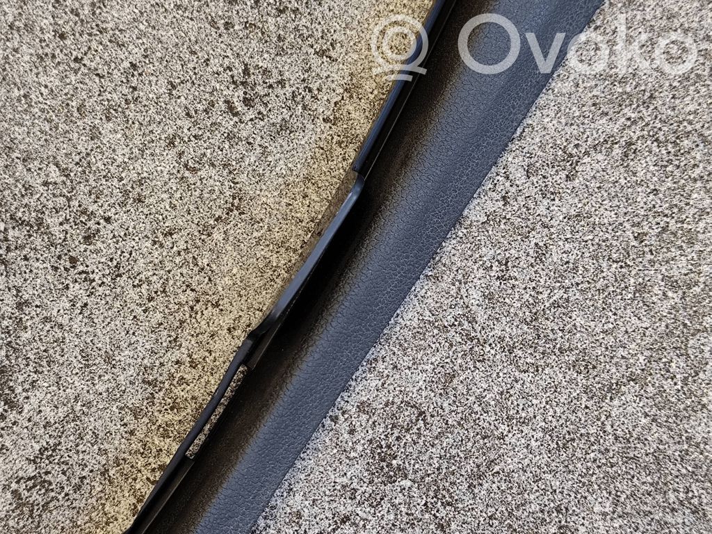 Audi A5 Otros repuestos del interior 