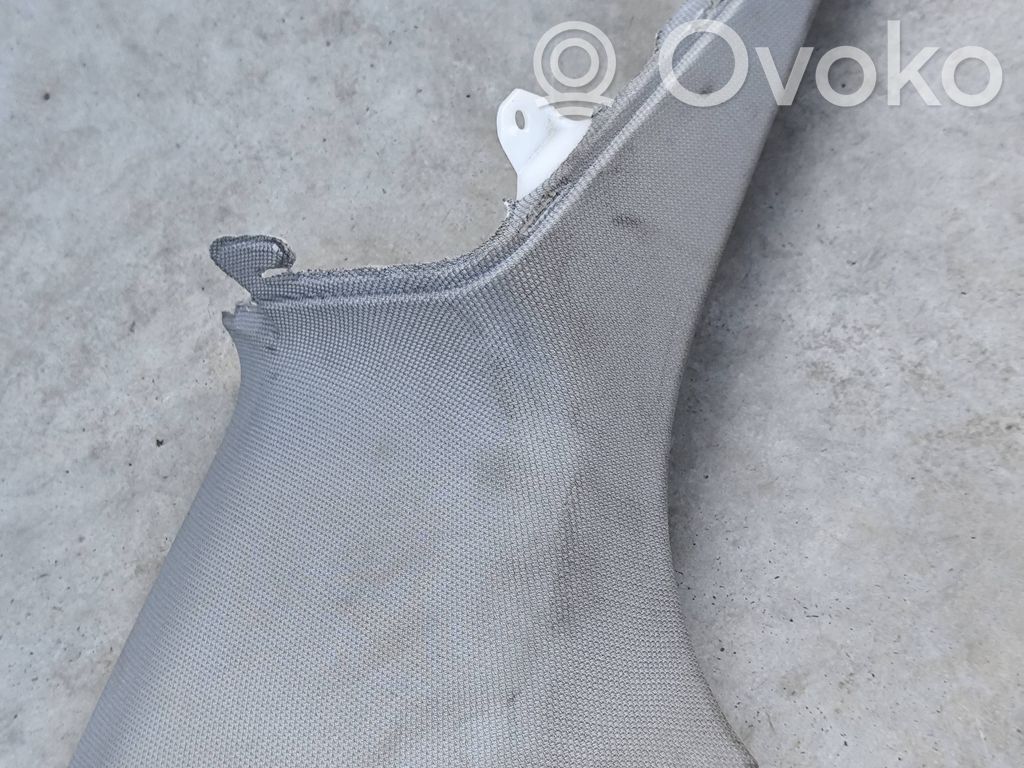 Audi A5 Pilar (D) (superior) 