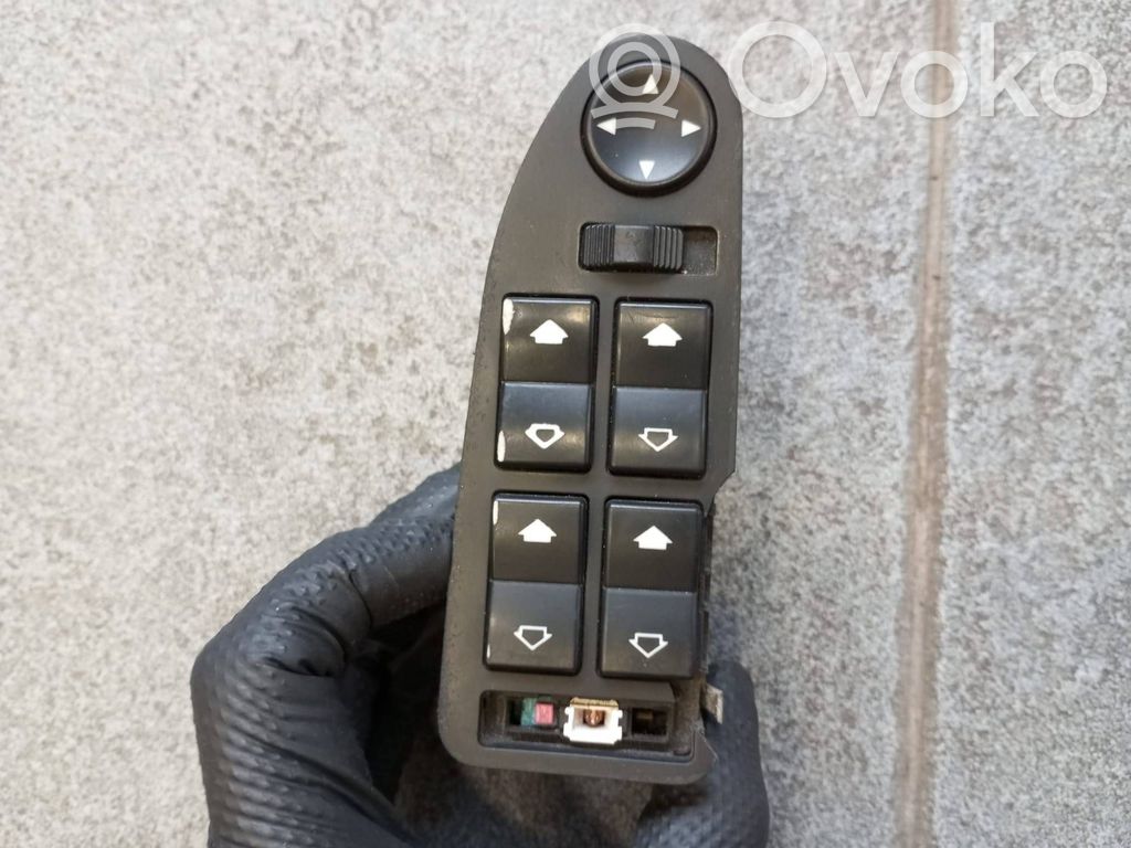 BMW 5 E39 Electric window control switch 