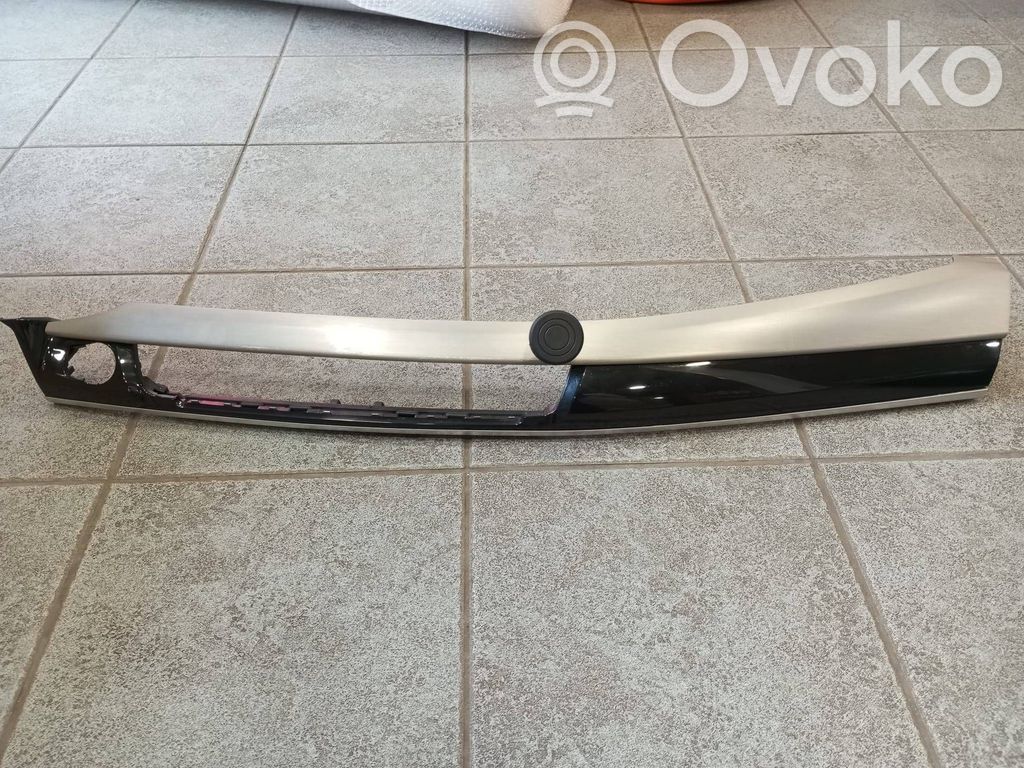BMW X6 G06 Radio/GPS head unit trim 