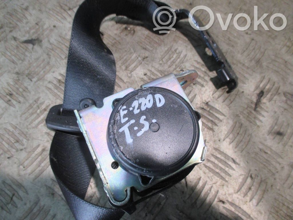 Mercedes-Benz E W213 Rear seatbelt 