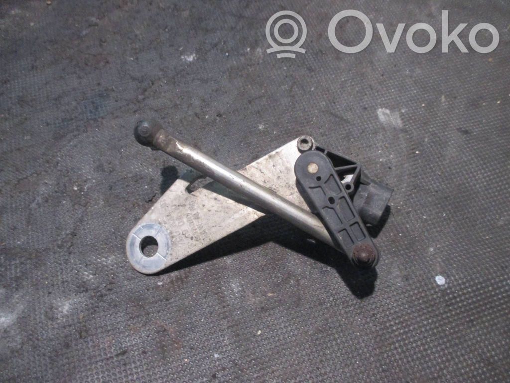Headlight/headlamp level sensor   1093697,12304