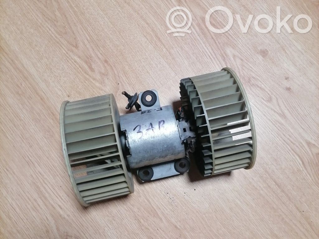 Вентилятор печки   1BB52