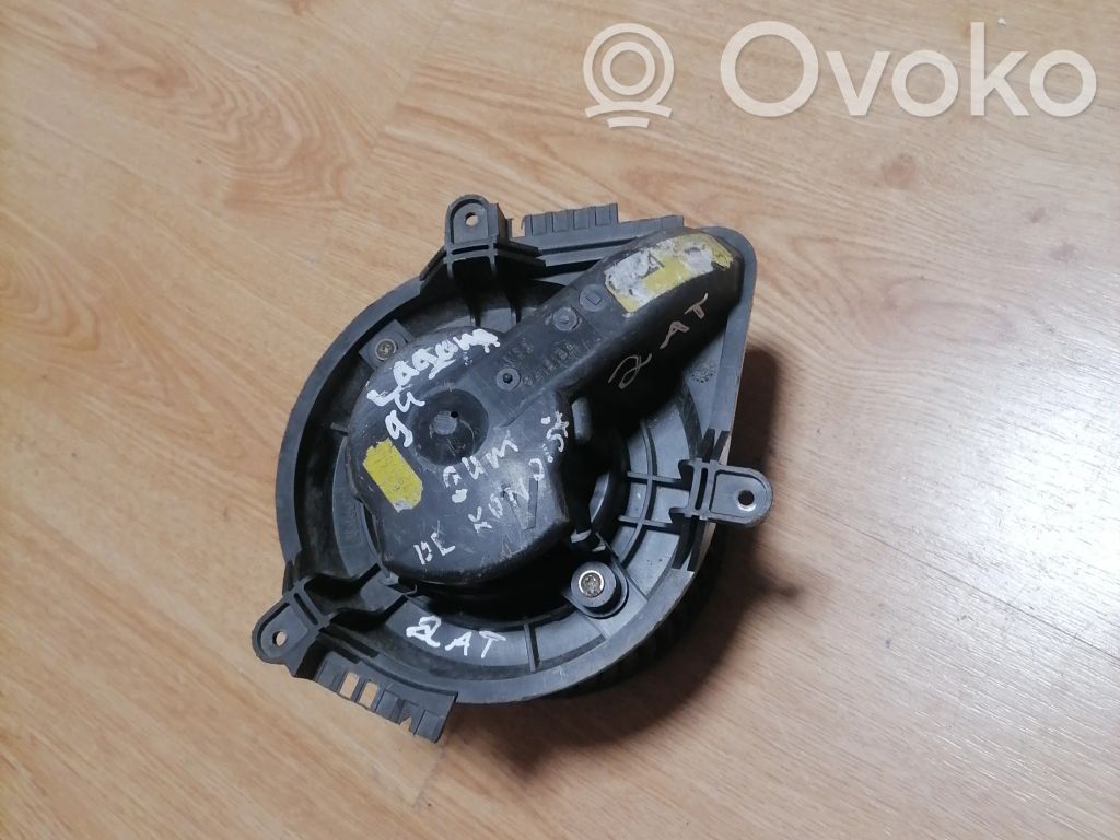 Renault Laguna I Lämmittimen puhallin 
