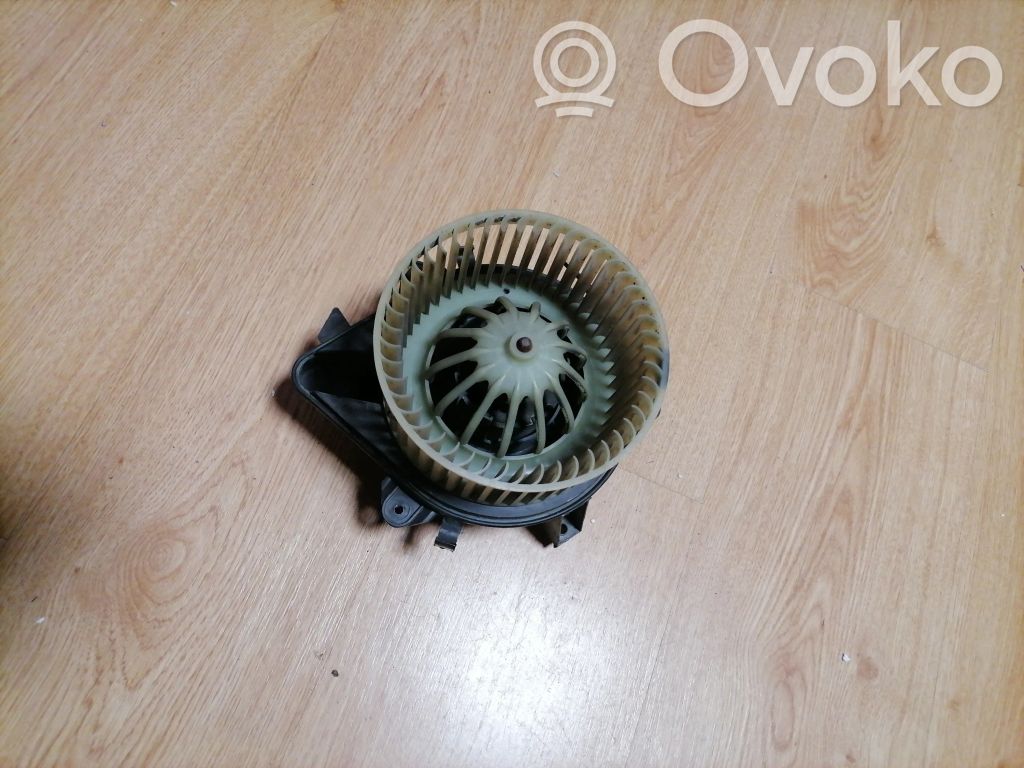 Fiat Punto (188) Lämmittimen puhallin 