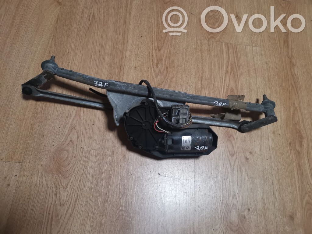 BMW 3 E36 Front wiper linkage and motor 
