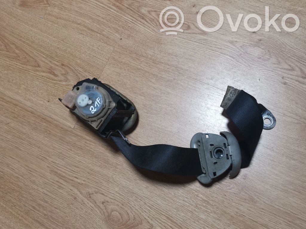 Toyota Corolla Verso E121 Cinturón trasero 