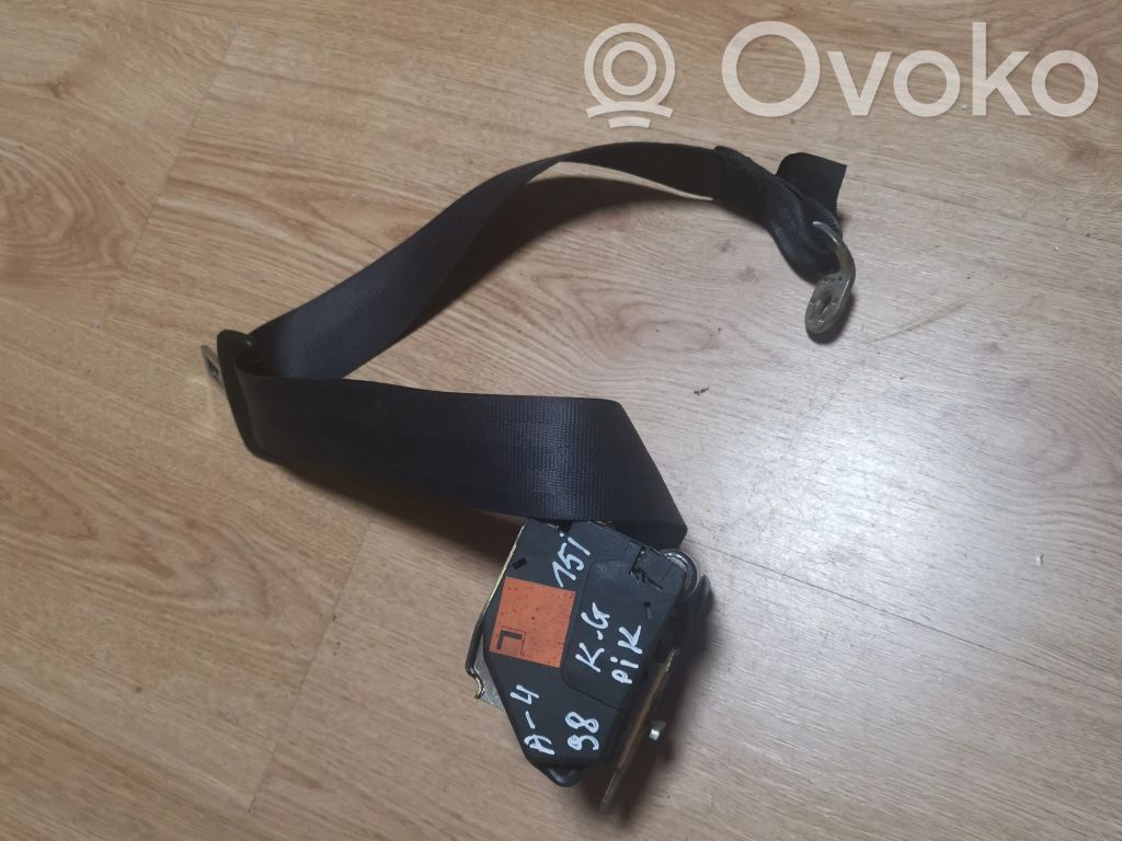Audi A4 S4 B5 8D Cinturón trasero 