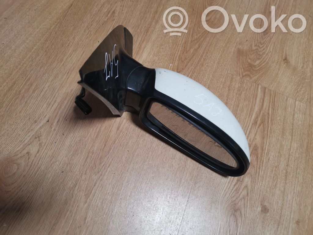 Ford Focus Front door electric wing mirror 