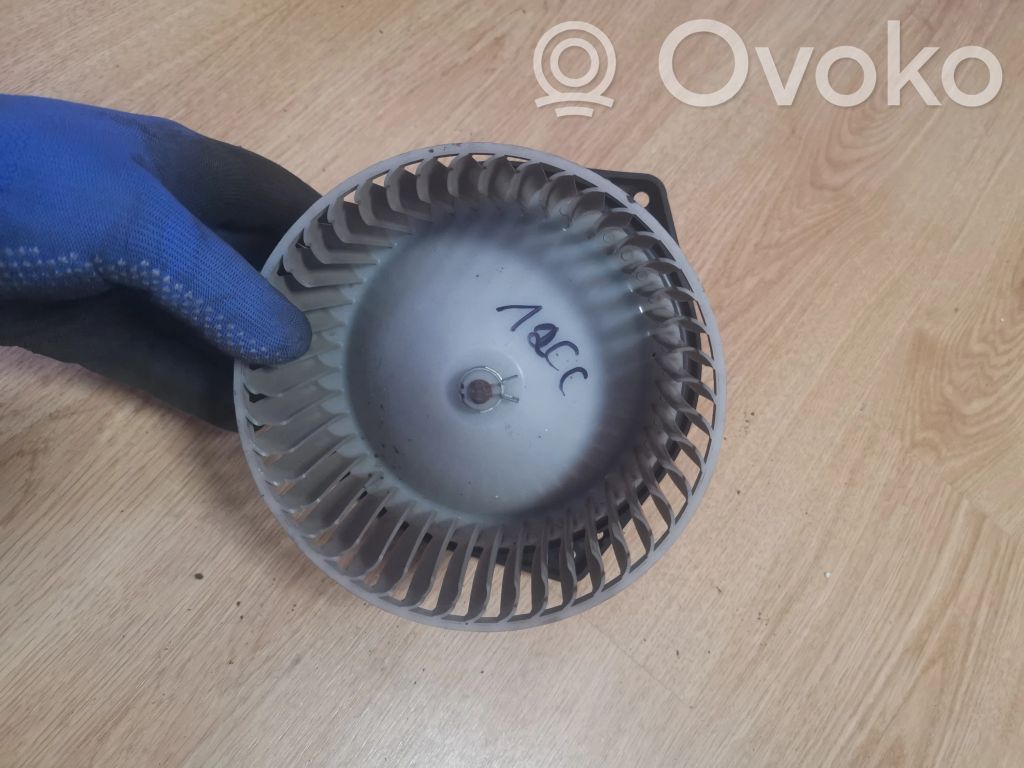 Mitsubishi Outlander Mazā radiatora ventilators 