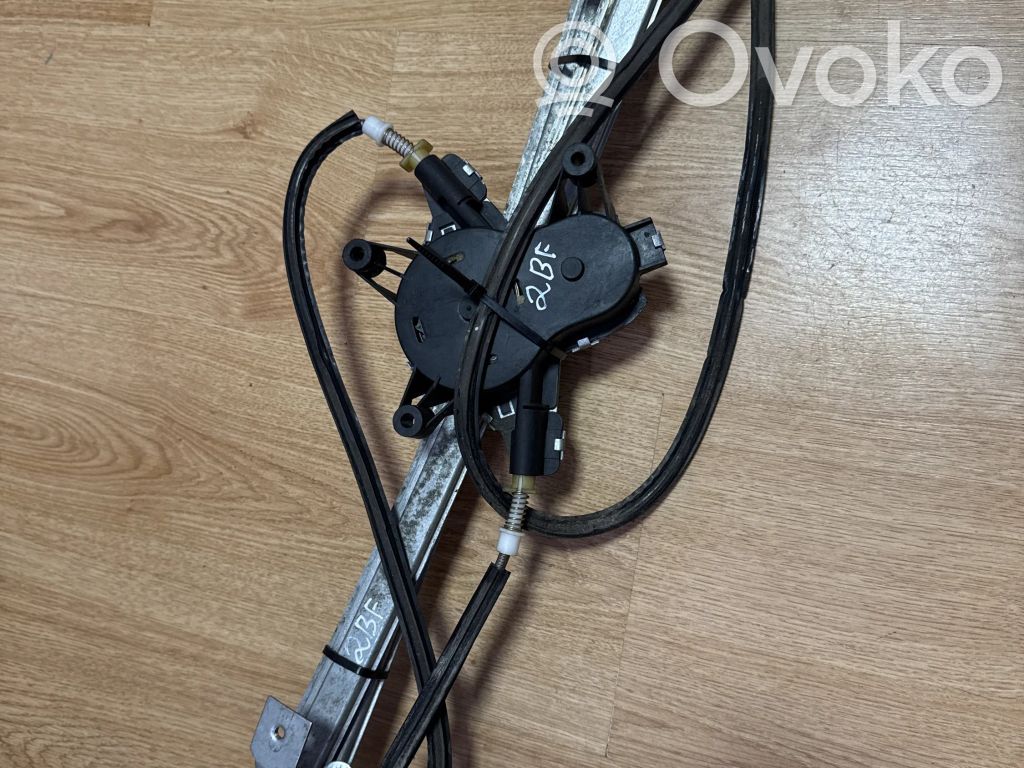 Chrysler Voyager Front door manual window regulator 