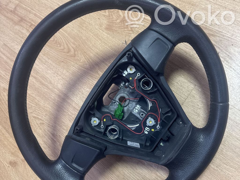 Volvo V50 Vairas 