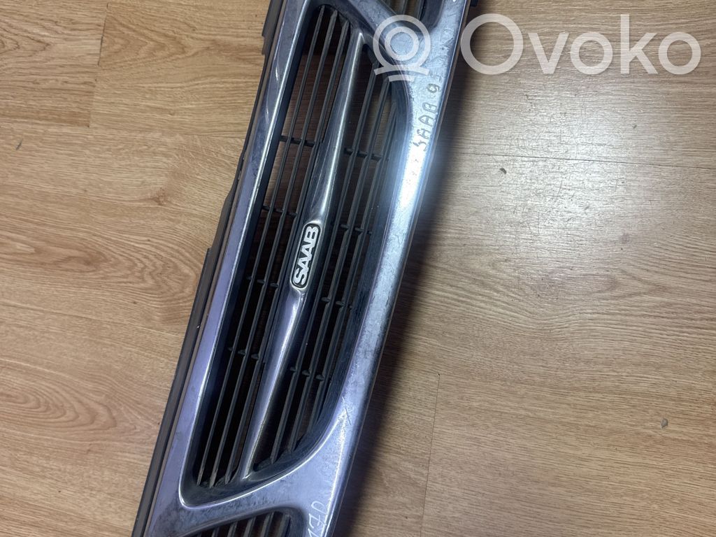 Saab 9-5 Front bumper upper radiator grill 