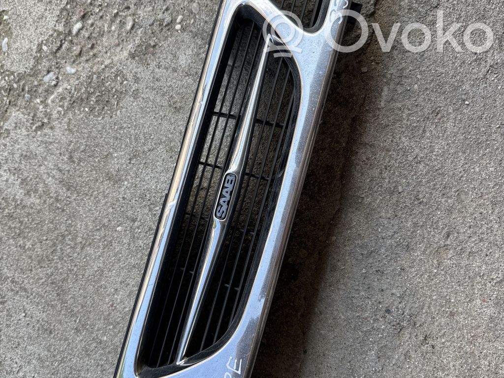 Saab 9-5 Front bumper upper radiator grill 