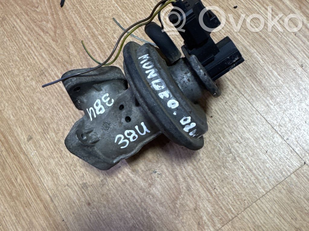 Ford Mondeo Mk III EGR valve 