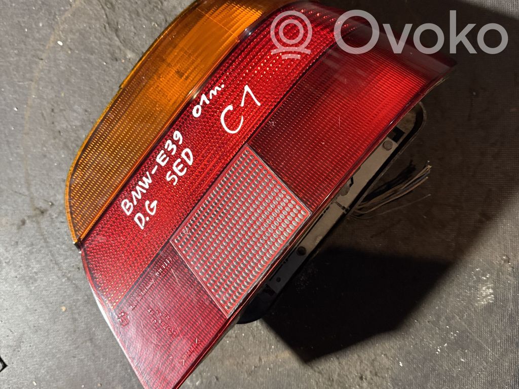 BMW 5 E39 Aizmugurējais lukturis virsbūvē 