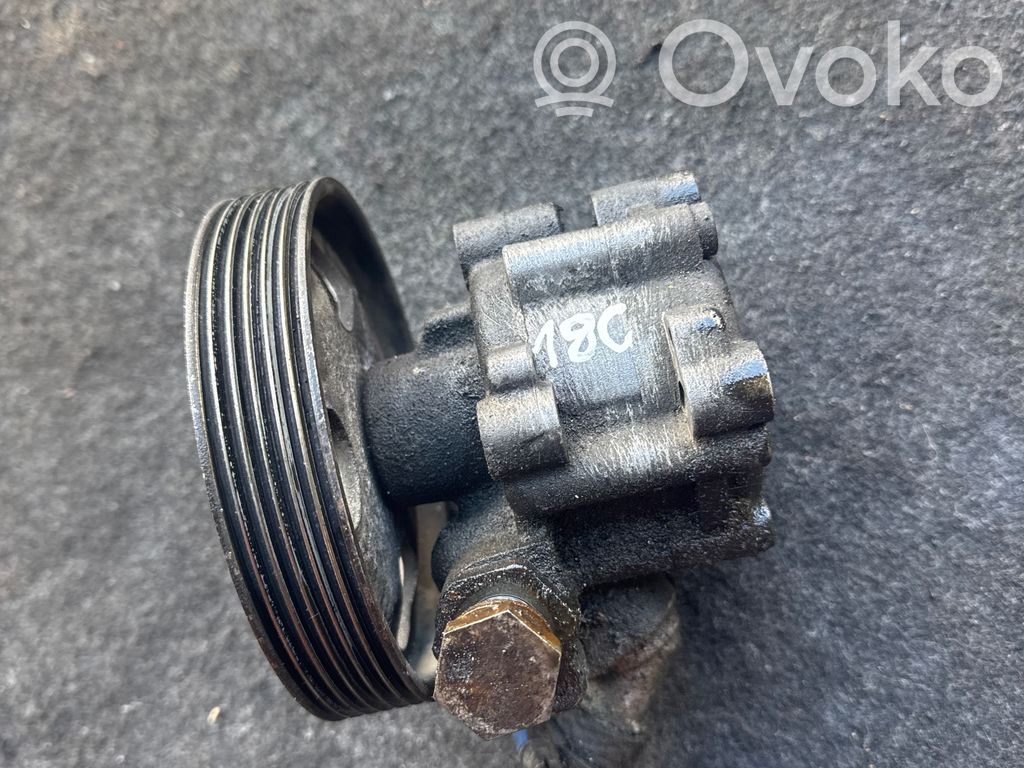 Citroen C5 Ohjaustehostimen pumppu 