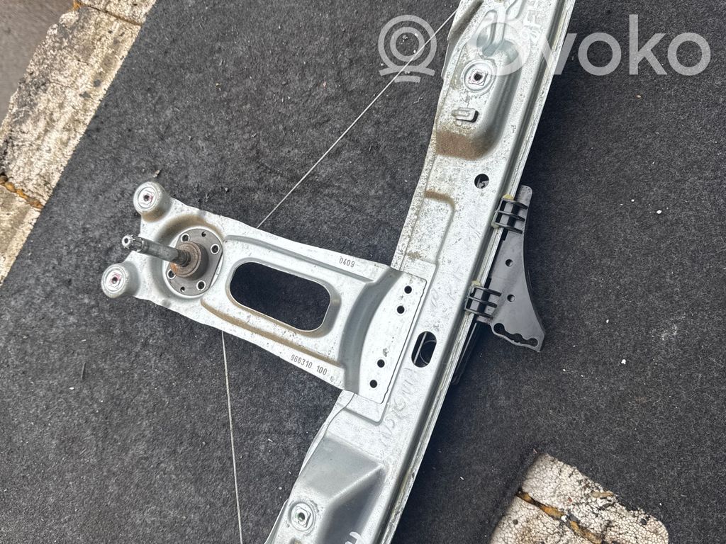 Opel Insignia A Ręczny podnośnik szyby drzwi tylnych 