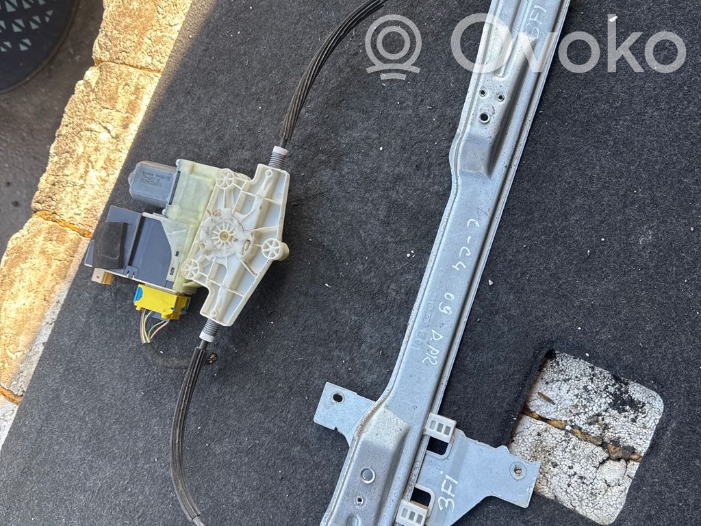 Citroen C4 I Macara ușă față cu motor 