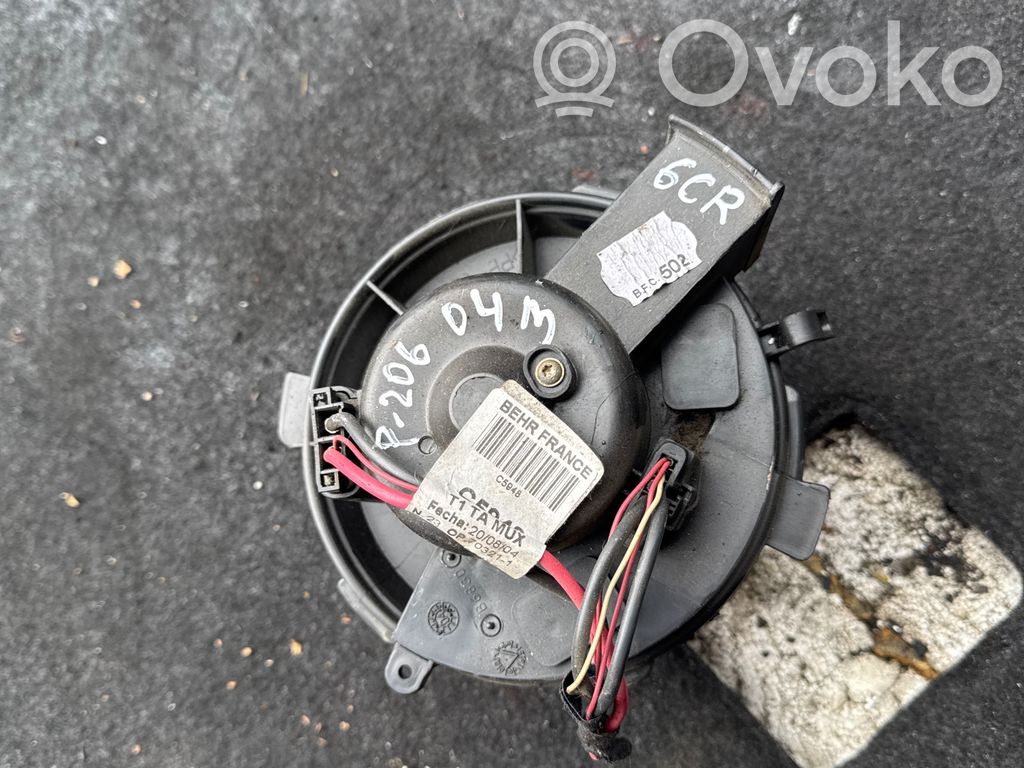Mazā radiatora ventilators   B6830