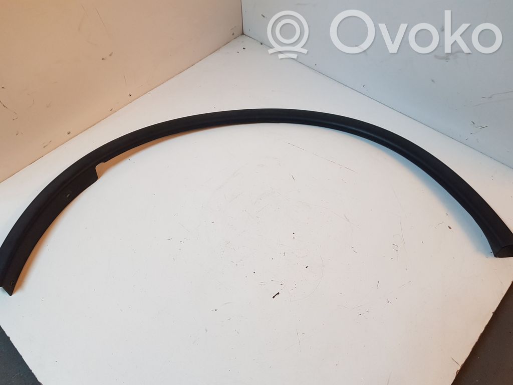 Dodge Durango Spārna dekoratīvā apdare (moldings) 