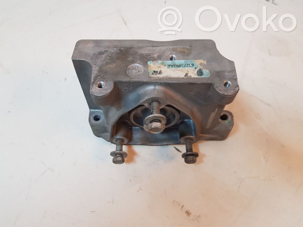 Dodge Durango Gearbox mounting bracket 