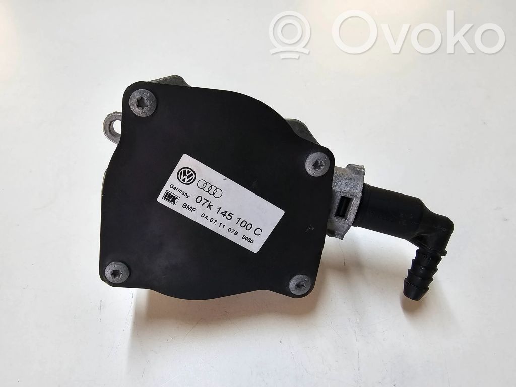 Volkswagen Jetta VI Vacuum pump 