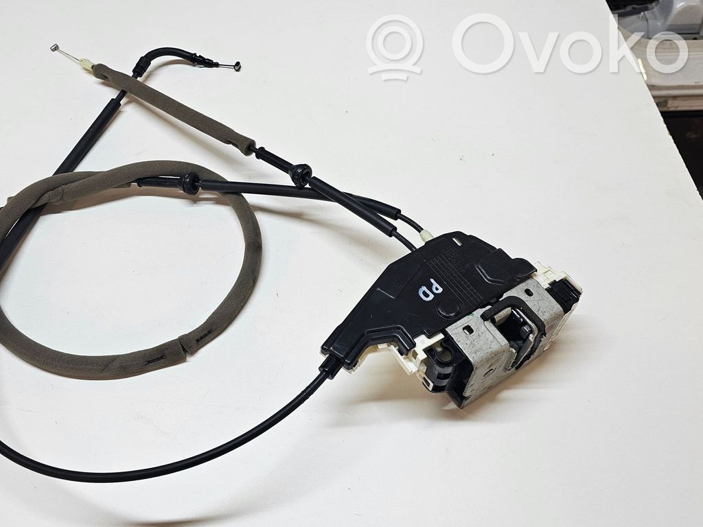 Chrysler Pacifica Front door lock 