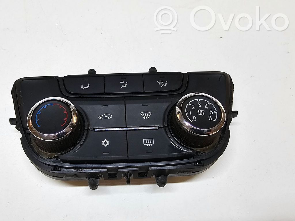 Buick Encore I Climate control unit 