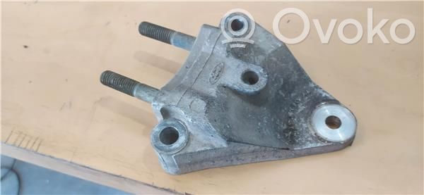 Ford Mondeo Mk III Engine mount bracket 