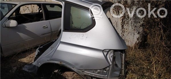 BMW X3 F25 Takalokasuojan reuna 