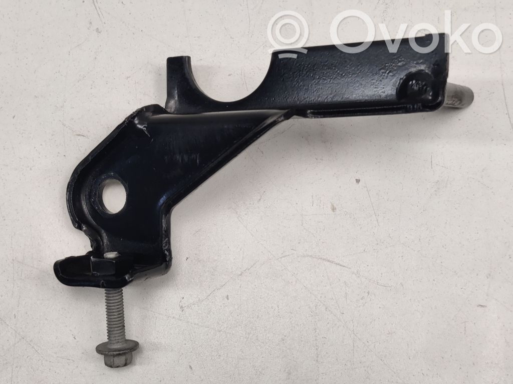 Muu moottoritilan osa   53013774AB